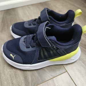 Puma Anzarun AC Size 11C Preschool